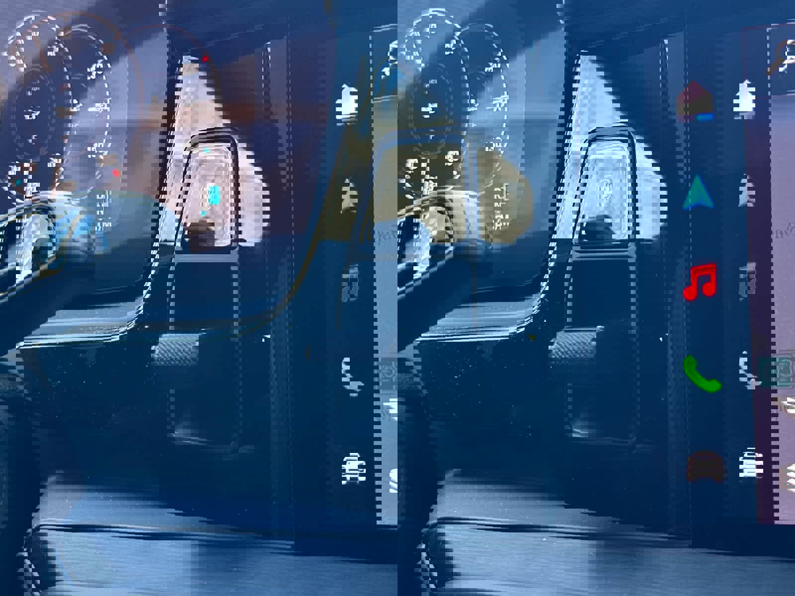 New 2026 Porsche Cayenne GTS image 25