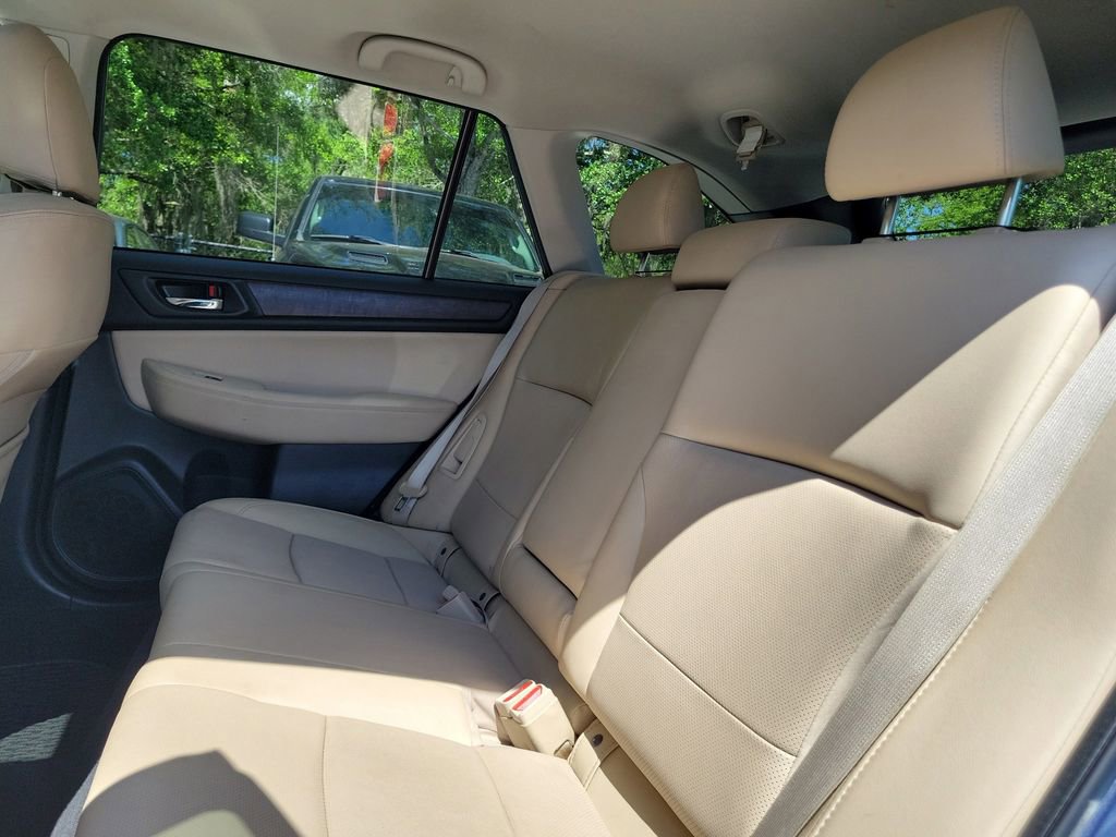 Used 2017 Subaru Outback 2.5i Limited image 11