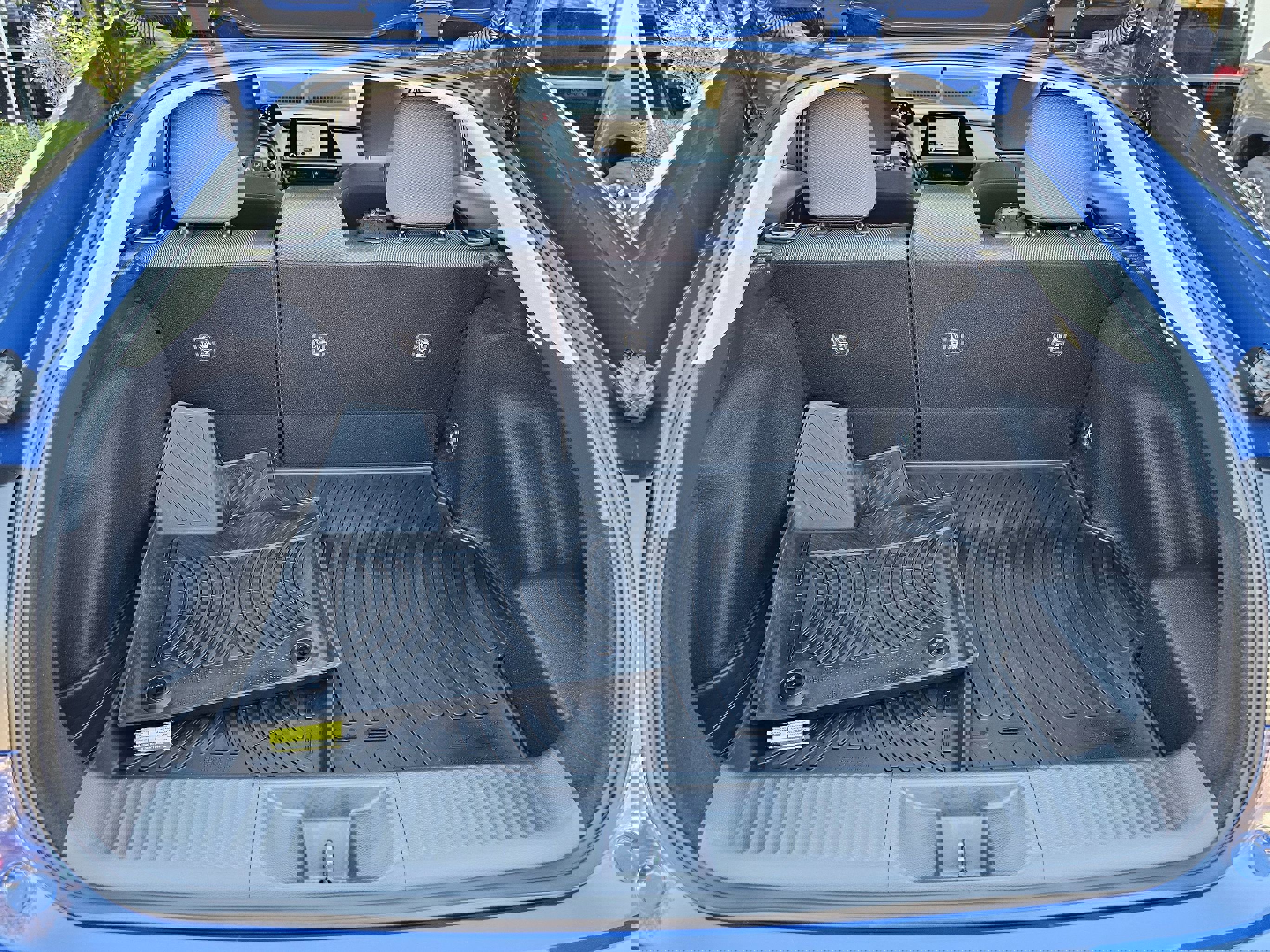 Used 2023 Toyota Prius LE image 27