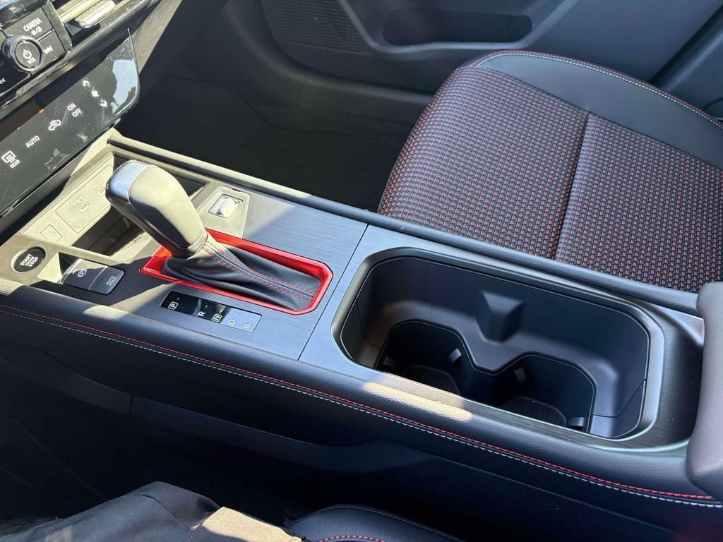New 2026 Nissan Kicks SR w/ Illumination Package FWD image 20
