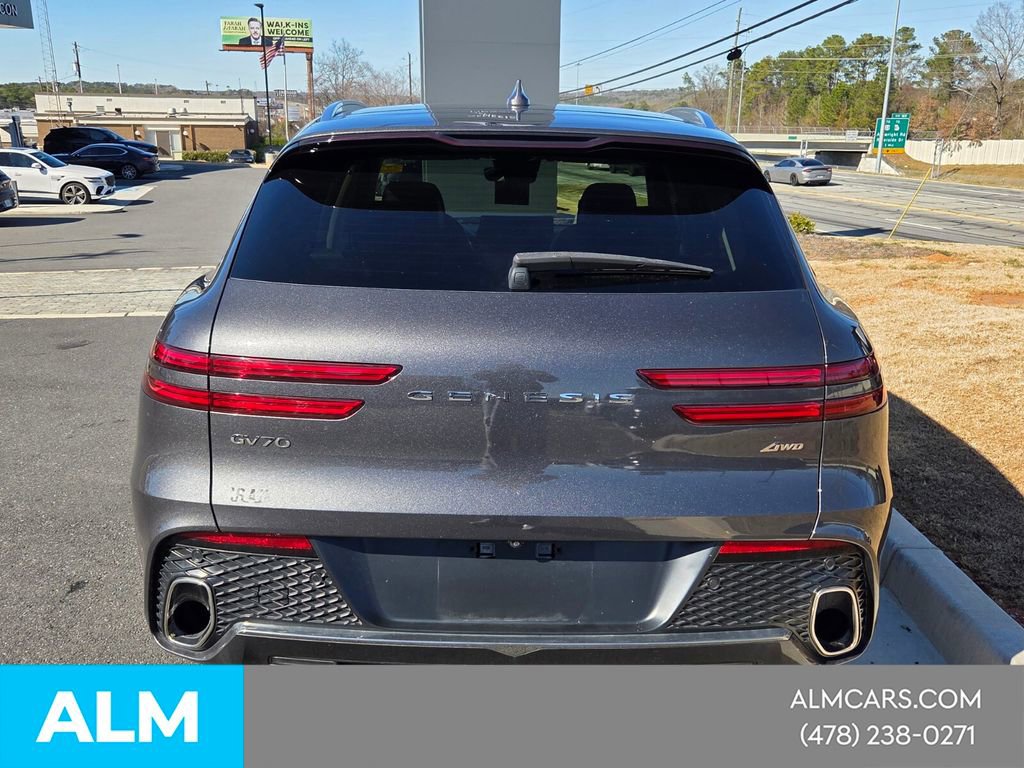 Used 2023 Genesis GV70 2.5T w/ Advanced Package image 8
