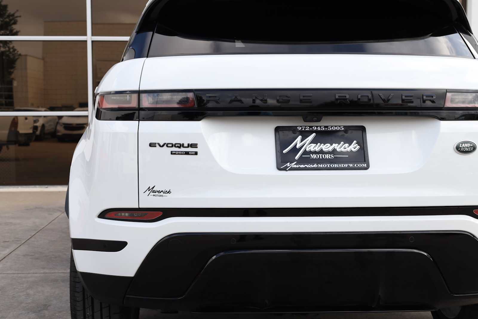Used 2020 Land Rover Range Rover Evoque SE AWD/4WD image 44