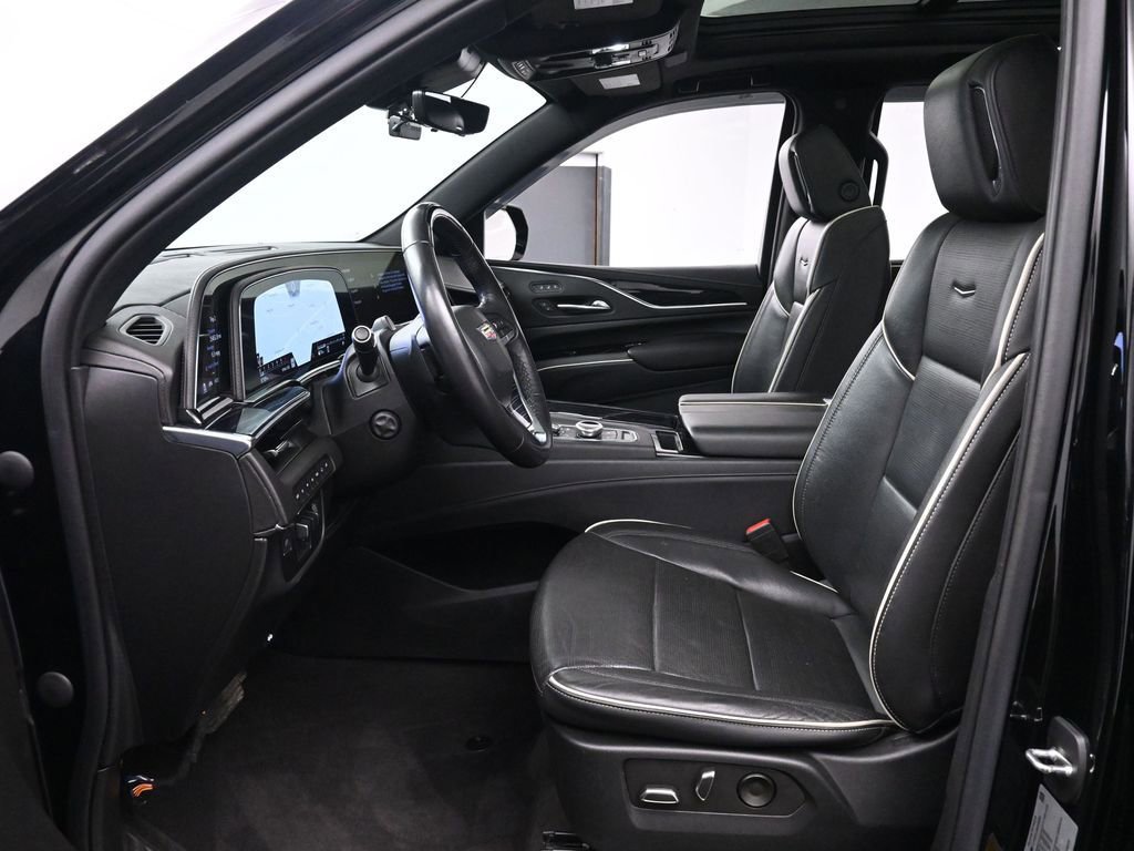 Used 2022 Cadillac Escalade Sport w/ Touring Package image 11