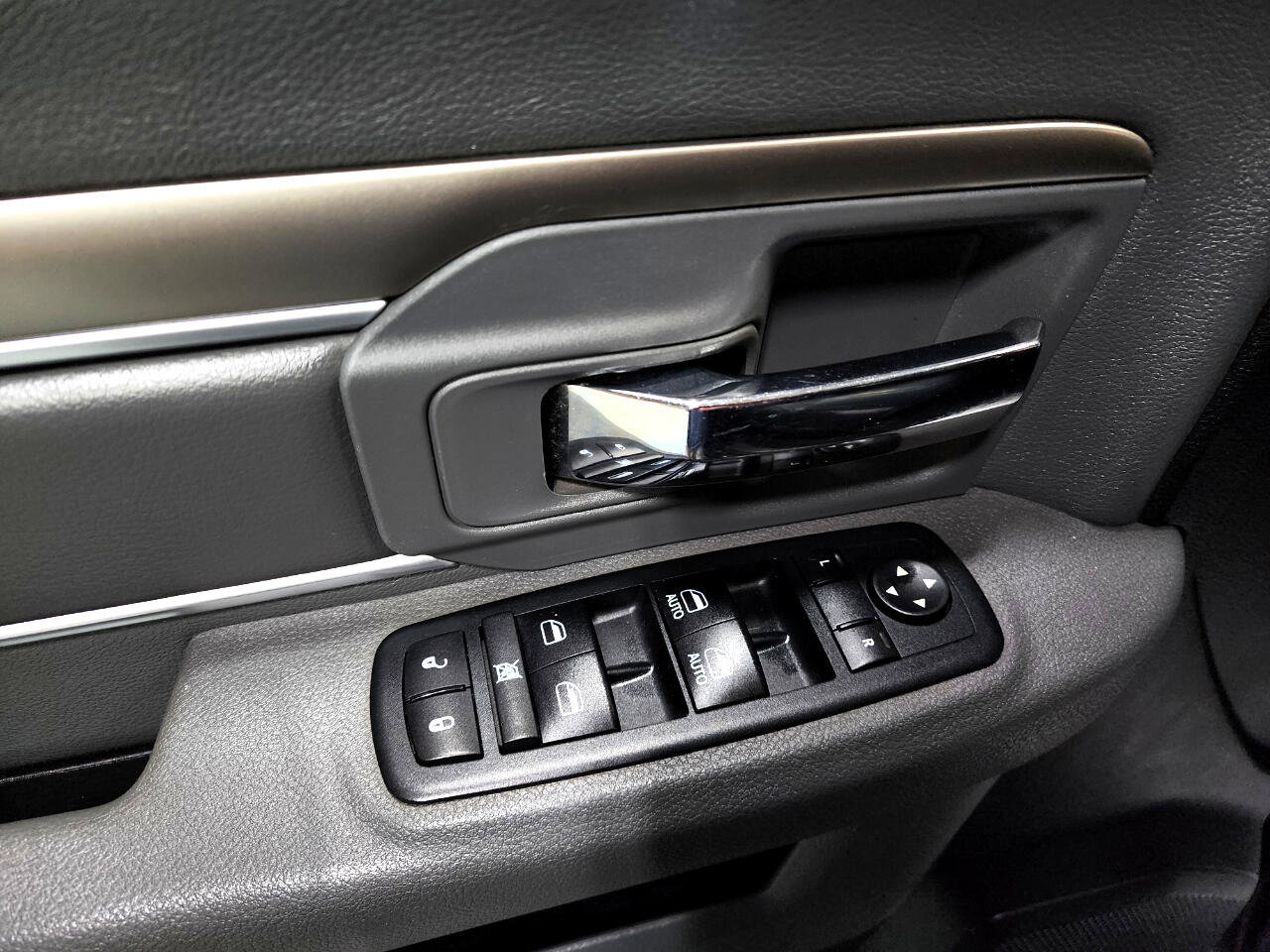 Used 2015 RAM 2500 Big Horn image 18