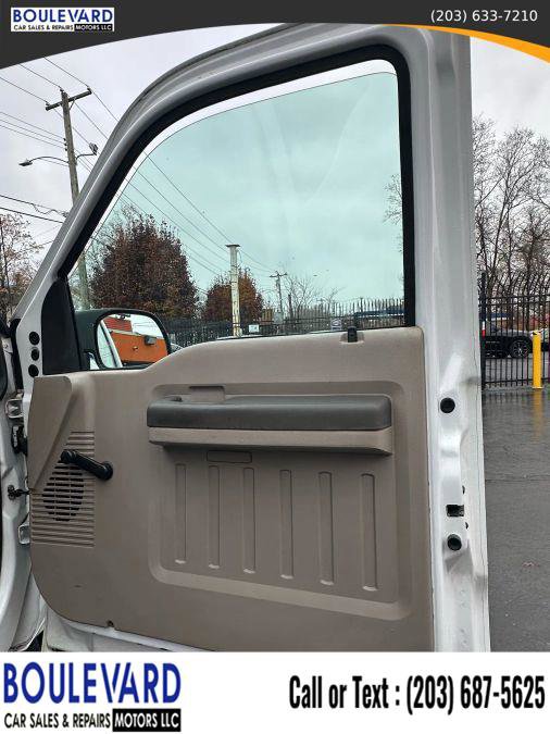 Used 2009 Ford F250 XL AWD/4WD image 27