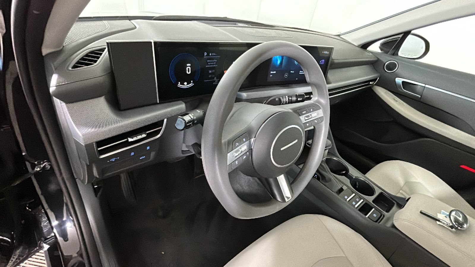 Certified 2026 Hyundai Sonata SE FWD image 17