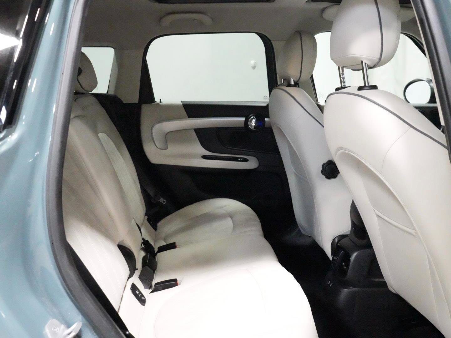 Certified 2023 MINI Cooper Countryman S w/ Signature Upholstery Package image 9