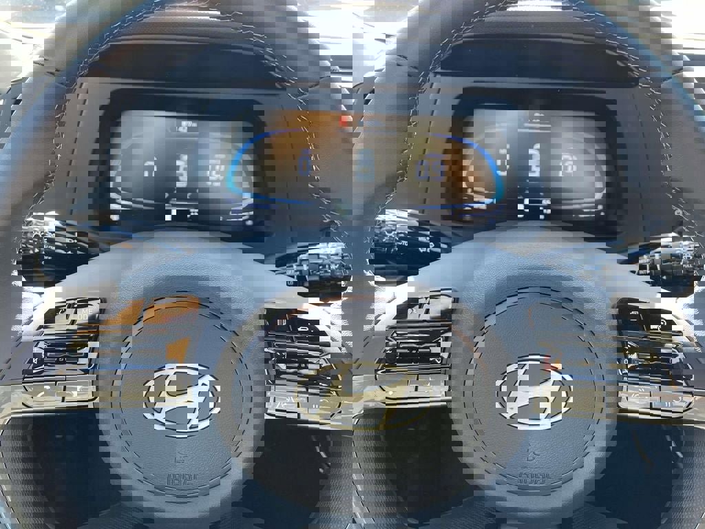 New 2026 Hyundai Elantra Sport image 34