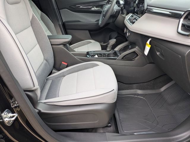 New 2026 Chevrolet TrailBlazer LS w/ LS Convenience Package FWD image 32