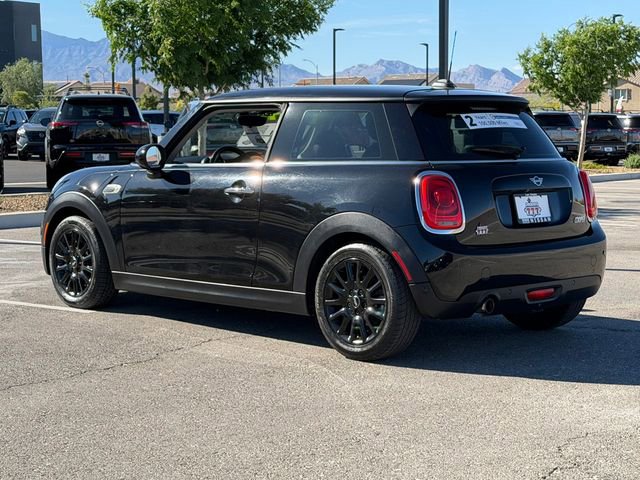 Used 2019 MINI Cooper 2-Door Hardtop image 3