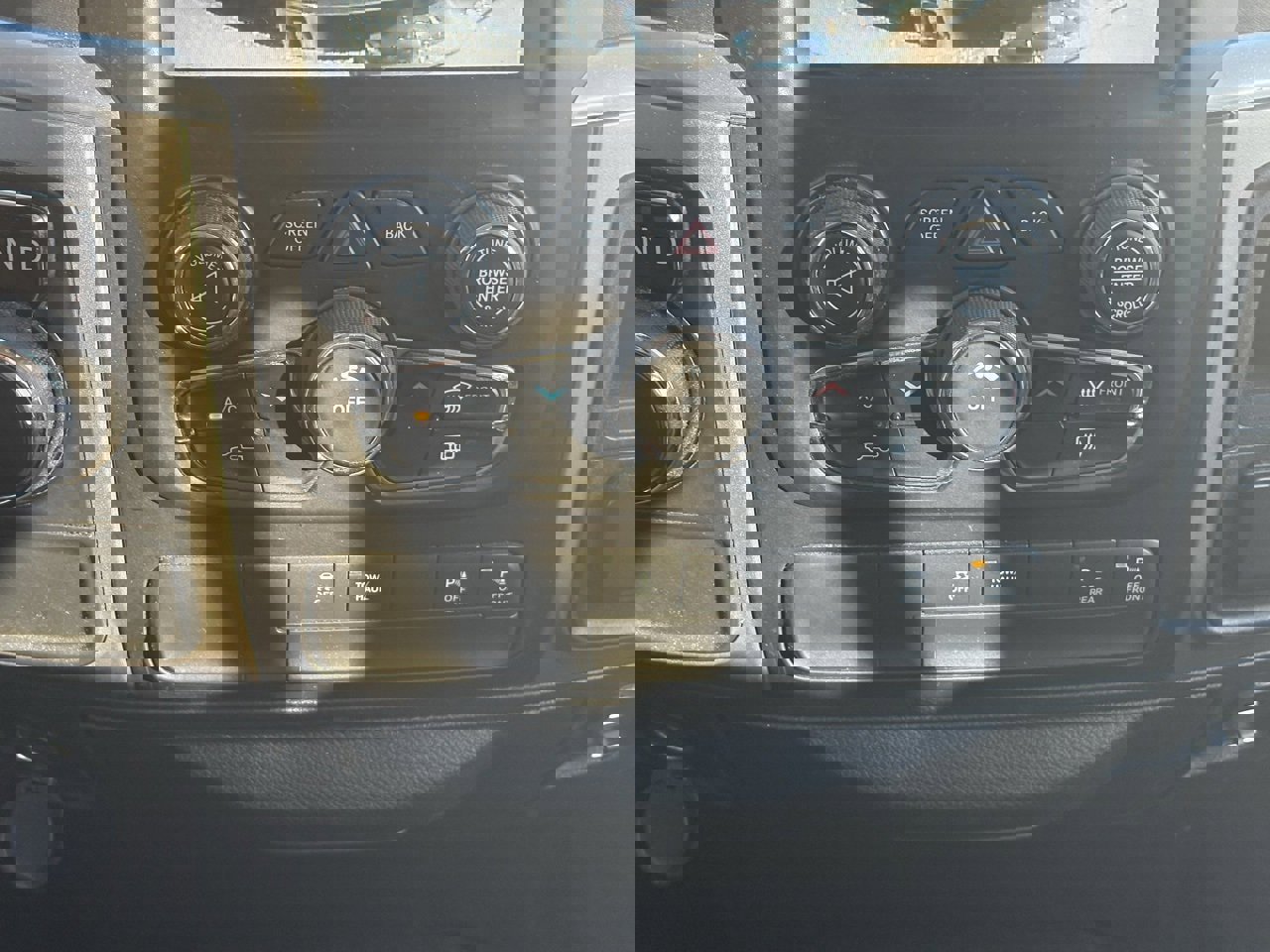 Used 2016 RAM 1500 Big Horn image 11