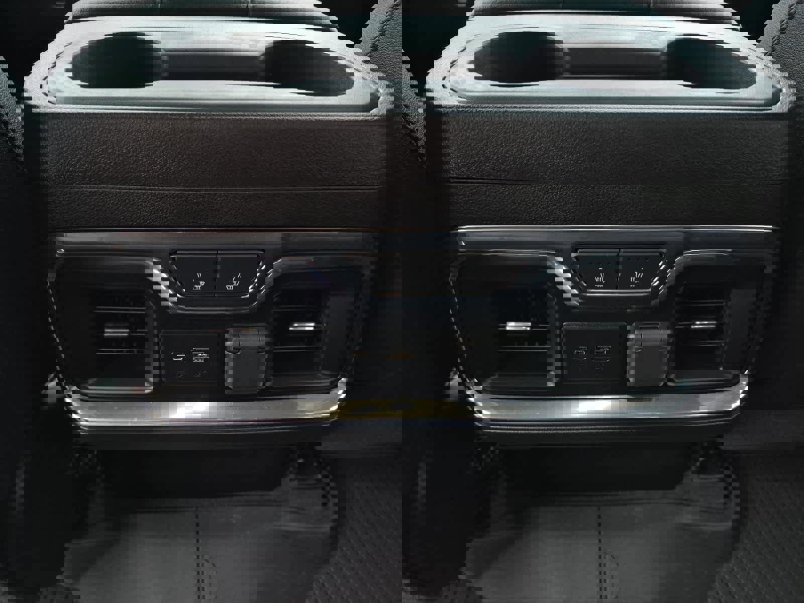 Used 2023 GMC Sierra 2500 AT4 w/ AT4 Preferred Package image 17