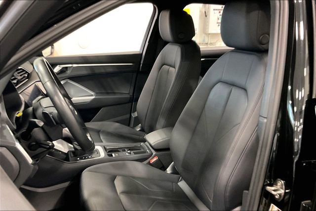 Certified 2022 Audi Q3 2.0T Premium w/ Convenience Package image 25