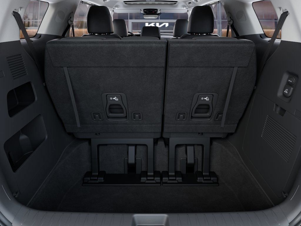New 2026 Kia Carnival SX w/ SX Dark Edition Package FWD image 19