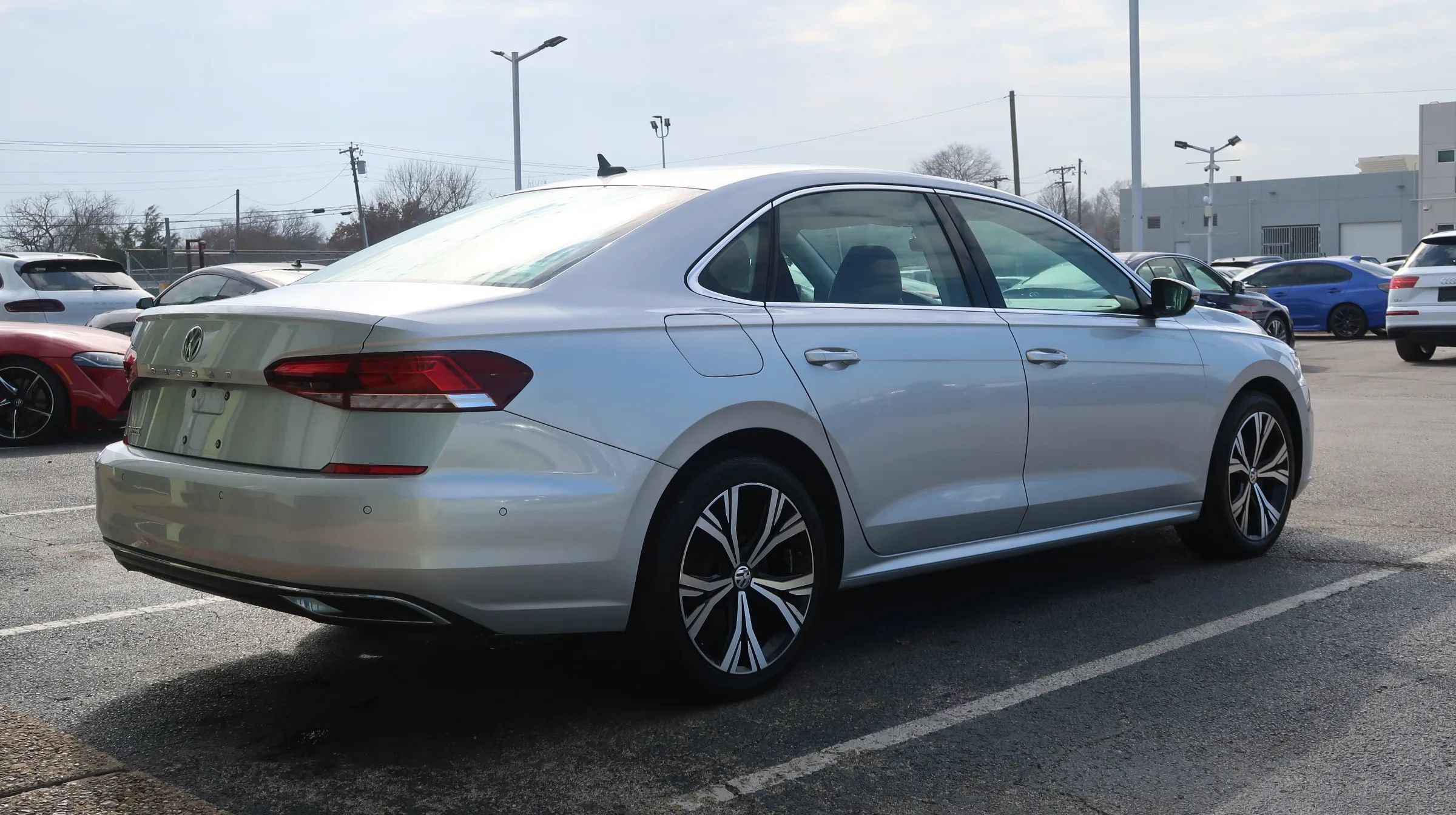 Used 2020 Volkswagen Passat 2.0T SEL FWD image 14