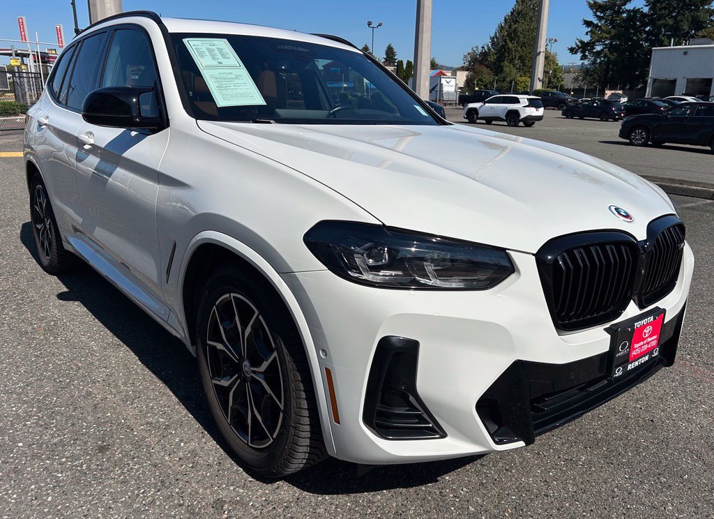 Used 2023 BMW X3 M40i AWD/4WD image 3