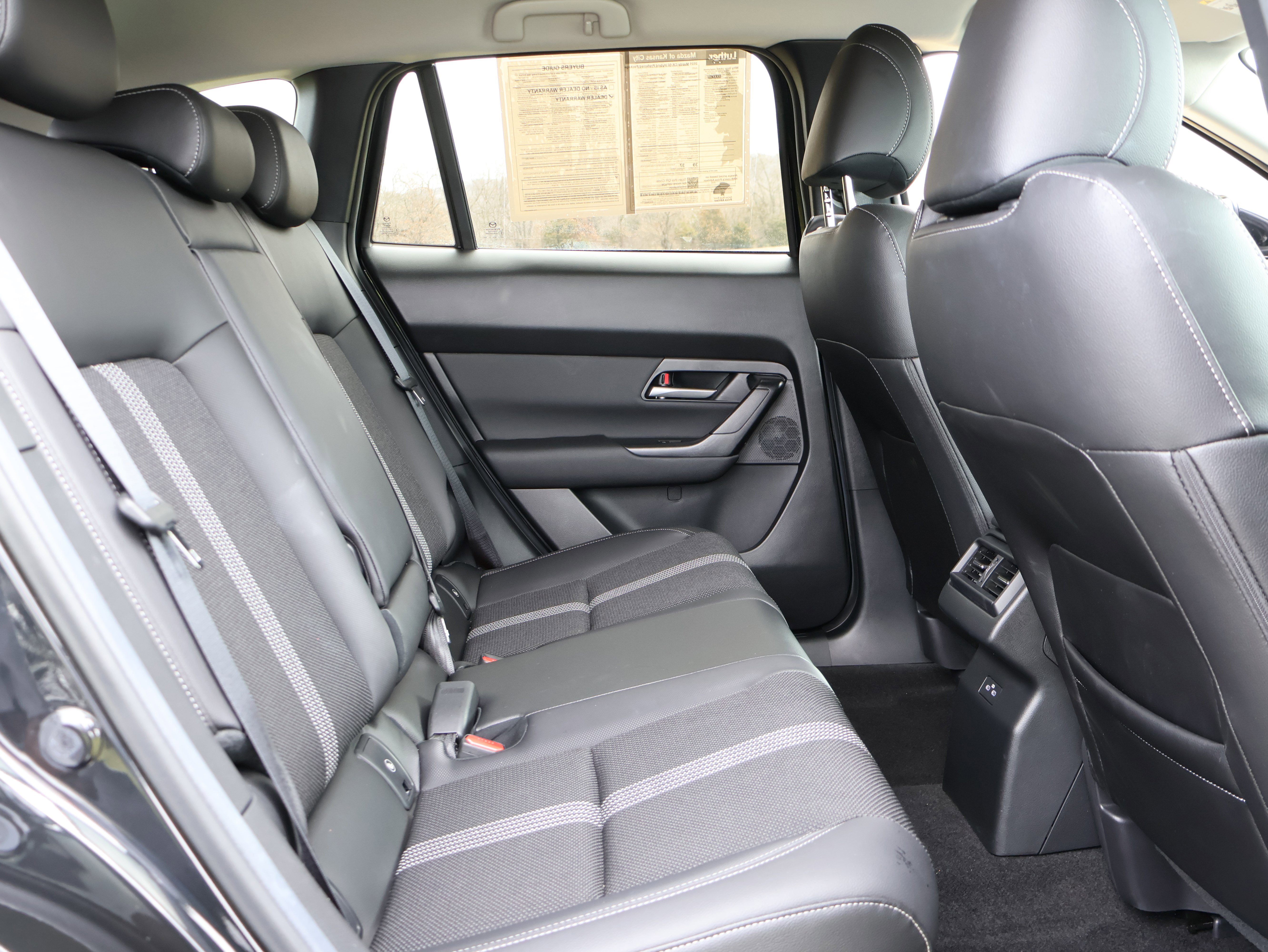 Certified 2025 MAZDA CX-50 2.5 Hybrid w/ Preferred Pkg image 13