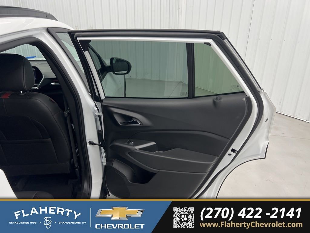 New 2026 Chevrolet Trax RS w/ Driver Confidence Package image 12