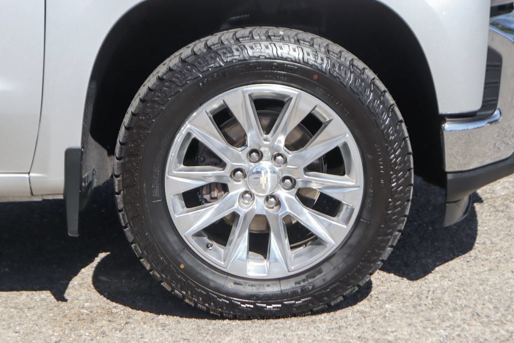 Used 2022 Chevrolet Silverado 1500 LTZ w/ LTZ Premium Package AWD/4WD image 41