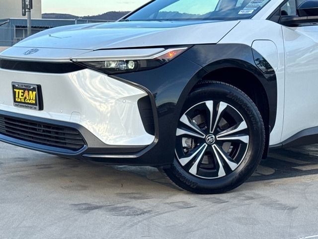 Used 2025 Toyota bZ4X XLE image 4