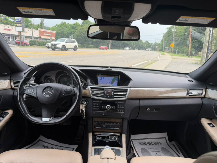 Used 2010 Mercedes-Benz E 350 4MATIC Sedan image 16