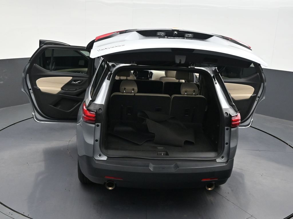 Used 2023 Chevrolet Traverse LS FWD image 36