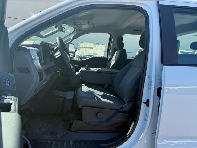 New 2026 Ford F250 XL w/ XL Chrome Package image 22