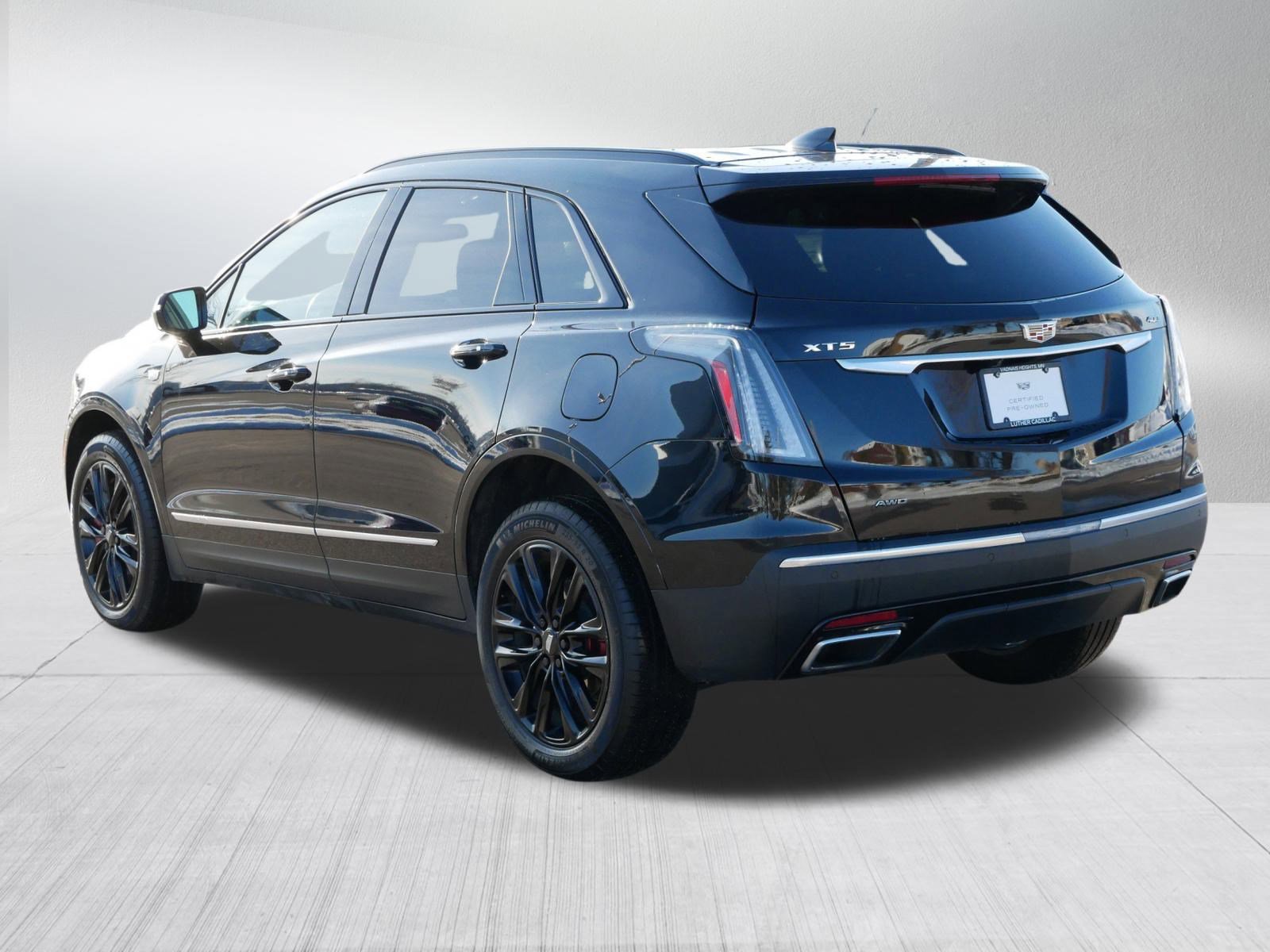 Certified 2024 Cadillac XT5 Sportv w/ LPO, Floor Liner Package image 5