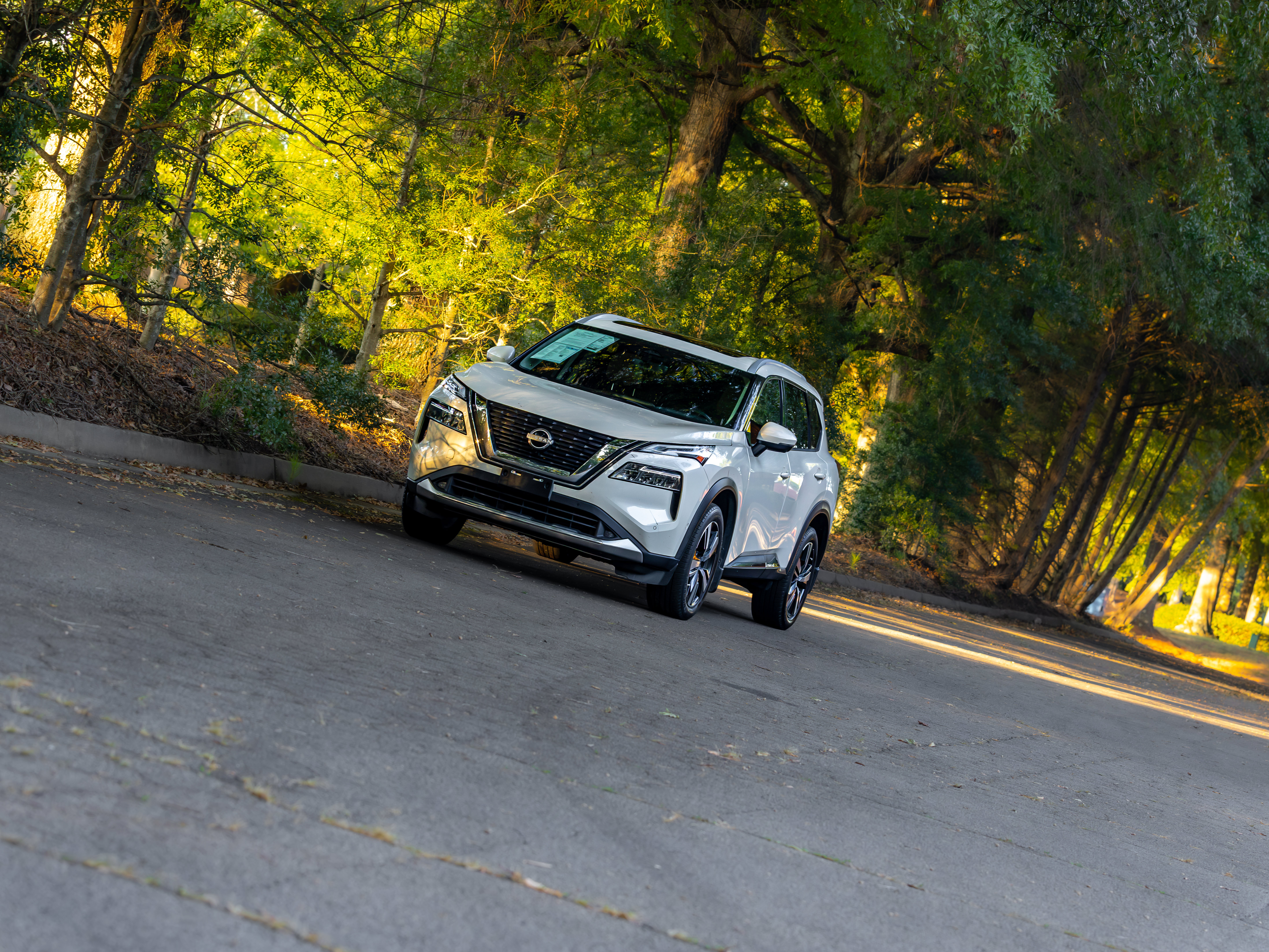 Used 2022 Nissan Rogue Platinum w/ Head-Up Display Package FWD image 42