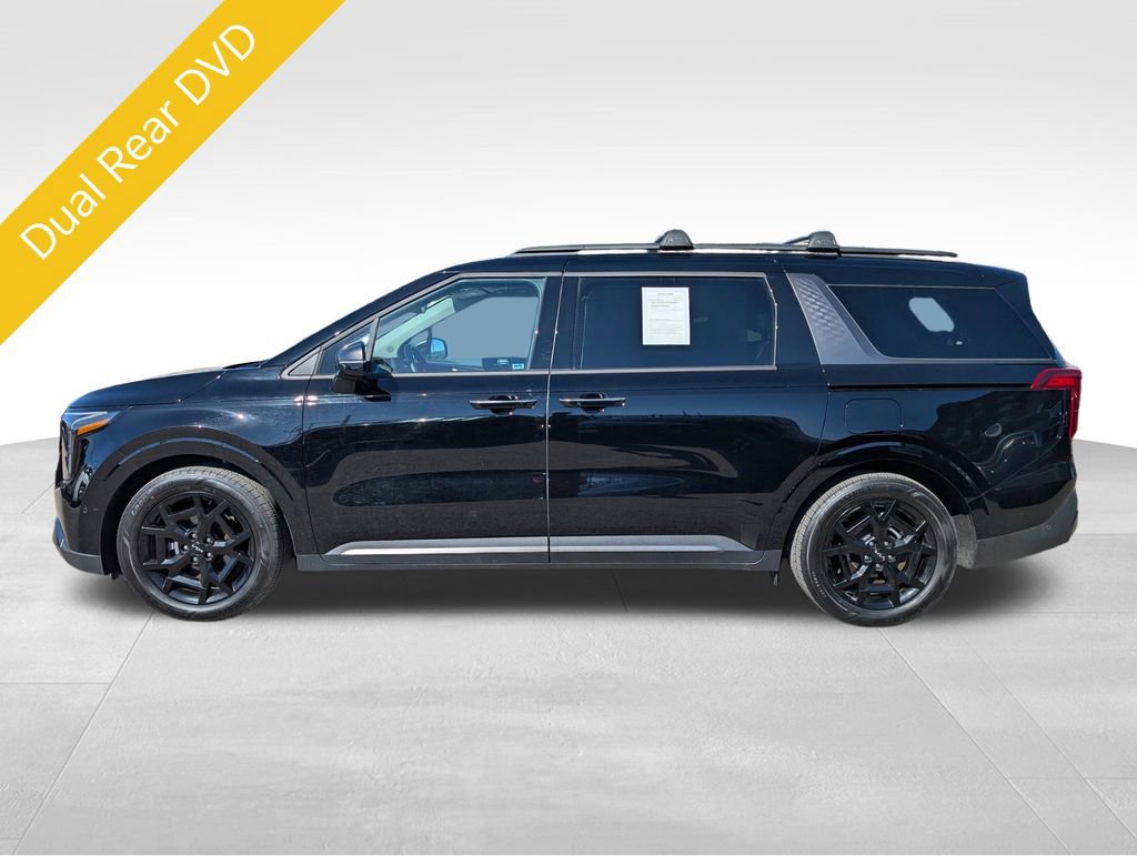 Certified 2025 Kia Carnival SX image 2