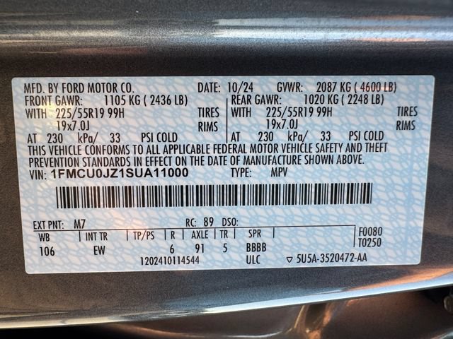 Used 2025 Ford Escape Platinum FWD image 28