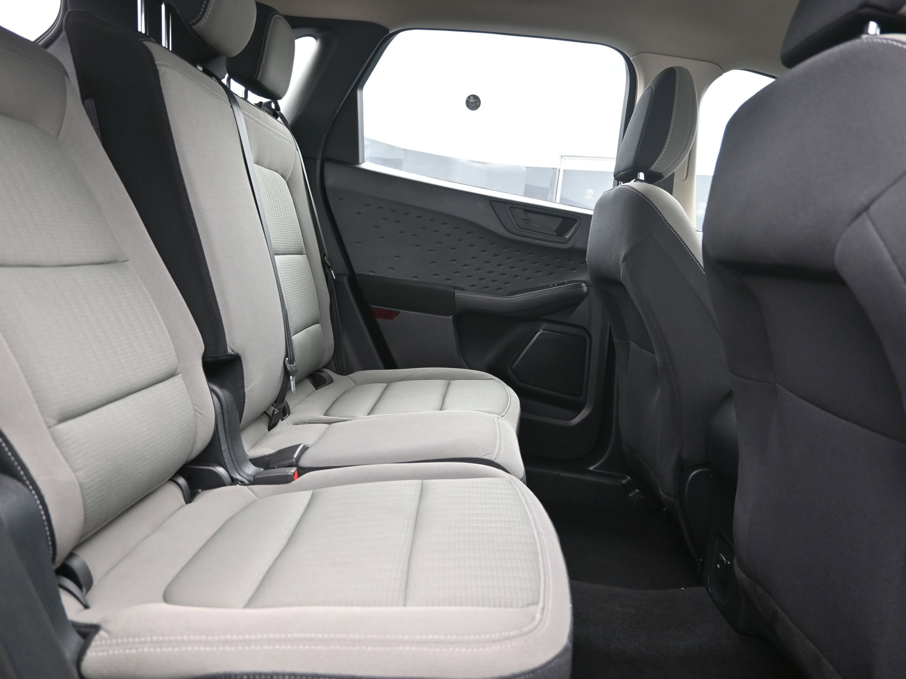 Used 2020 Ford Escape S image 25