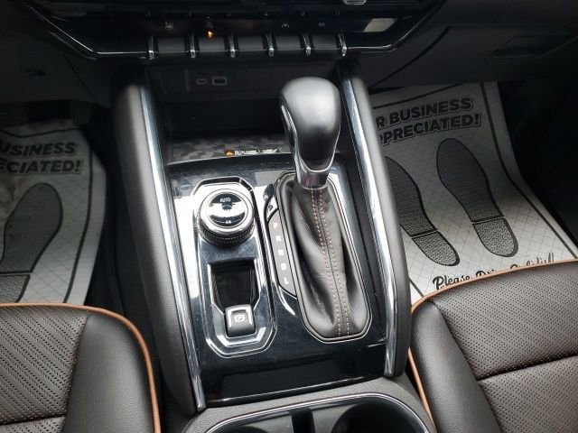 Used 2023 GMC Canyon AT4 w/ AT4 Premium Package AWD/4WD image 19