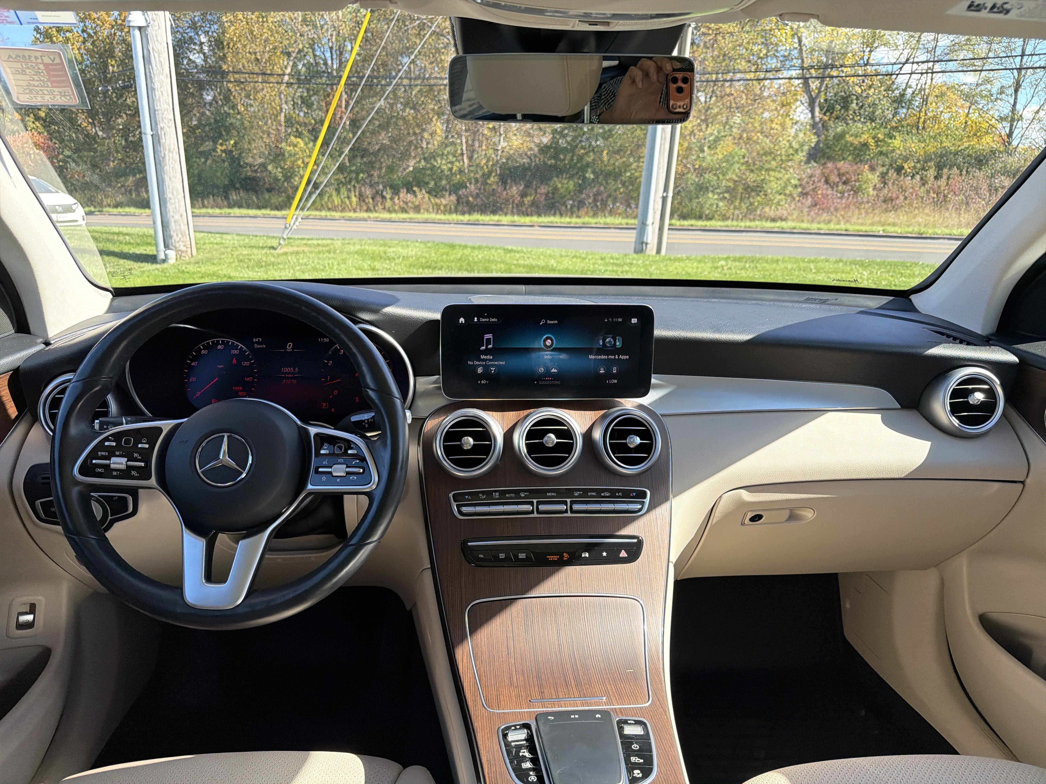Used 2021 Mercedes-Benz GLC 300 4MATIC image 11