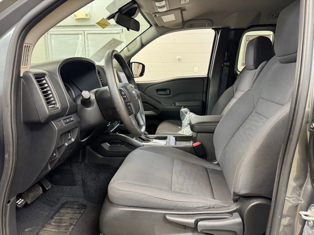 Used 2024 Nissan Frontier S w/ Technology Package image 12