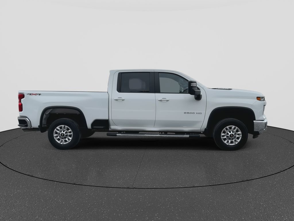 Used 2025 Chevrolet Silverado 2500 LT w/ Convenience Package image 7