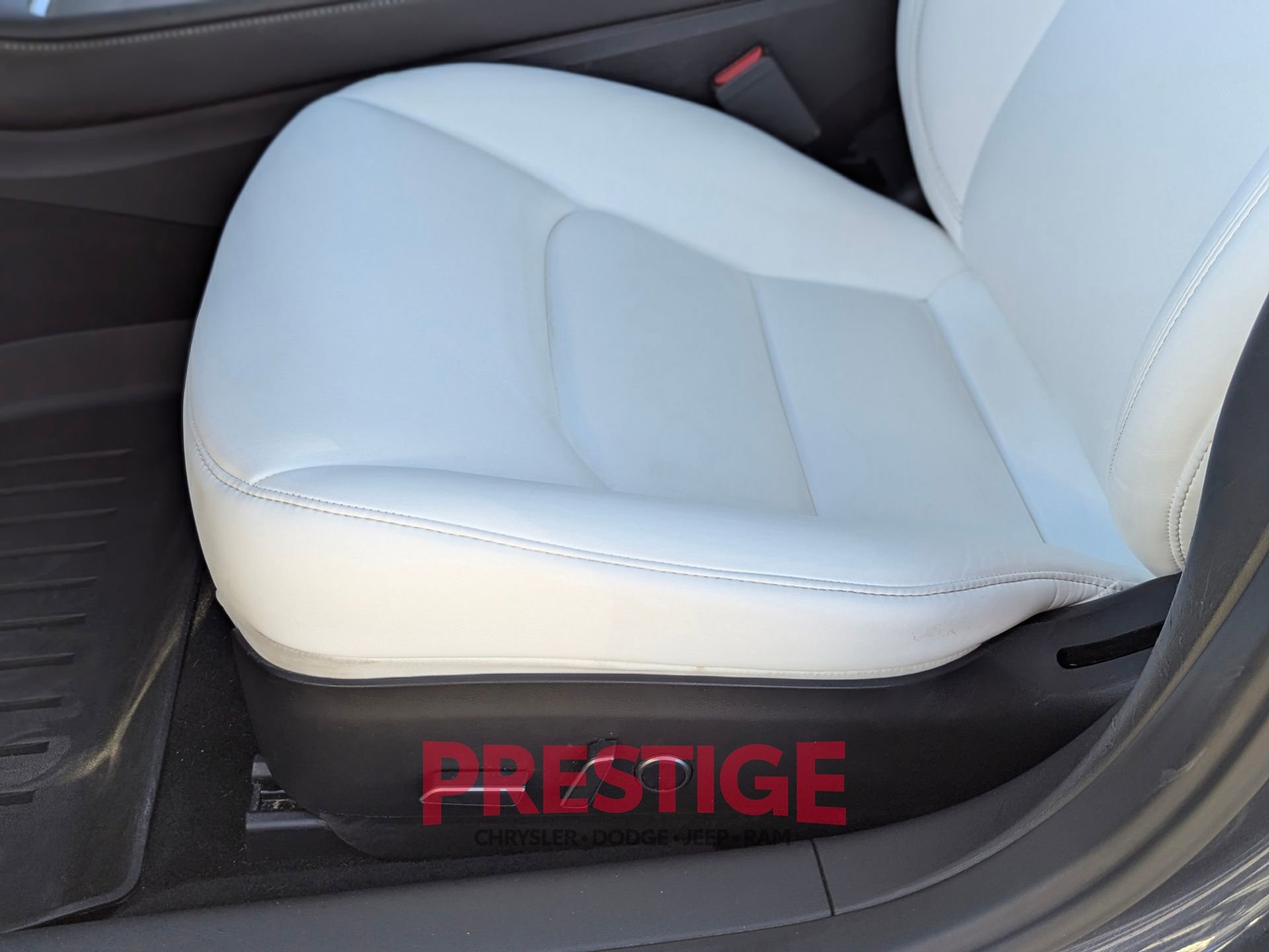 Used 2023 Tesla Model 3 Performance AWD/4WD image 25