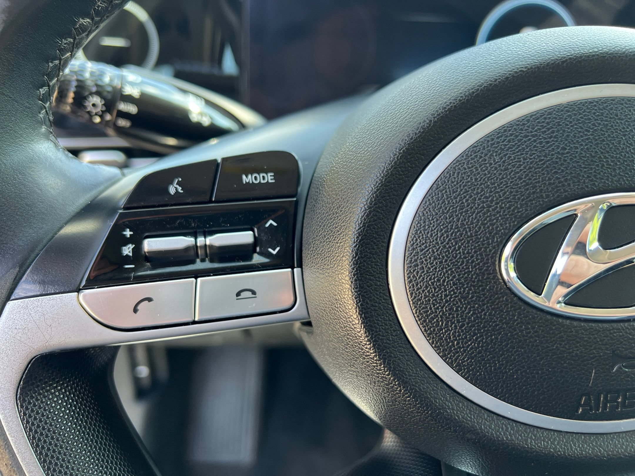 Used 2023 Hyundai Elantra SEL w/ Convenience Package FWD image 23