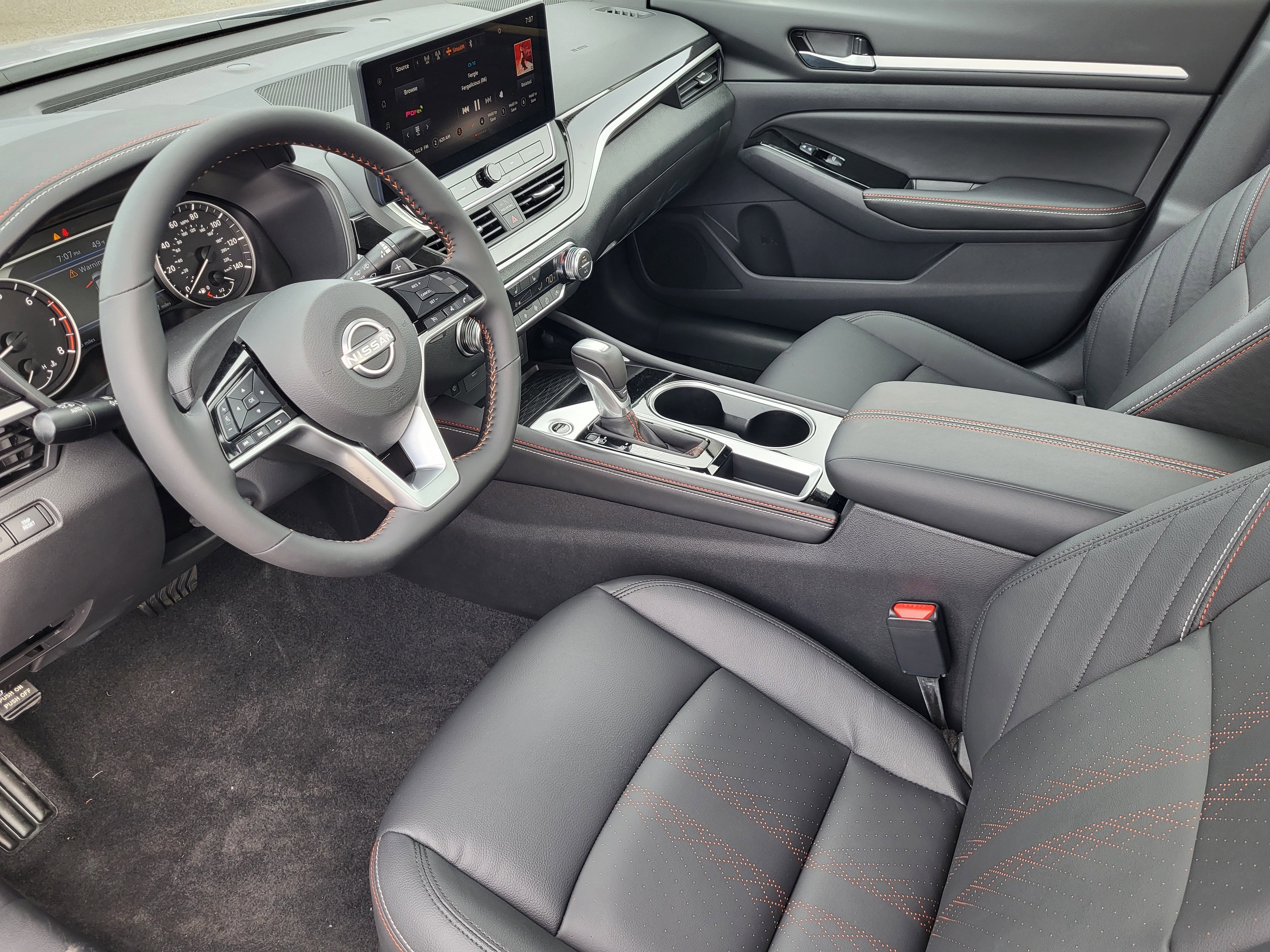 New 2025 Nissan Altima 2.5 SR w/ SR Premium Package image 8