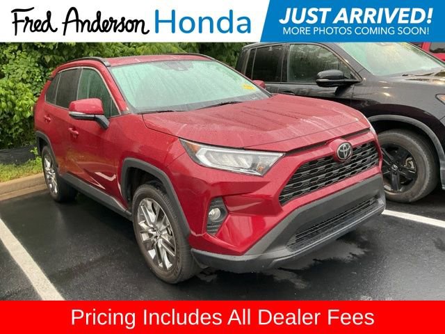 Used 2020 Toyota RAV4 XLE Premium FWD video 1