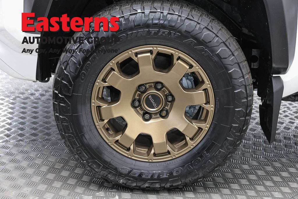 Used 2025 Toyota 4Runner Trailhunter AWD/4WD image 34