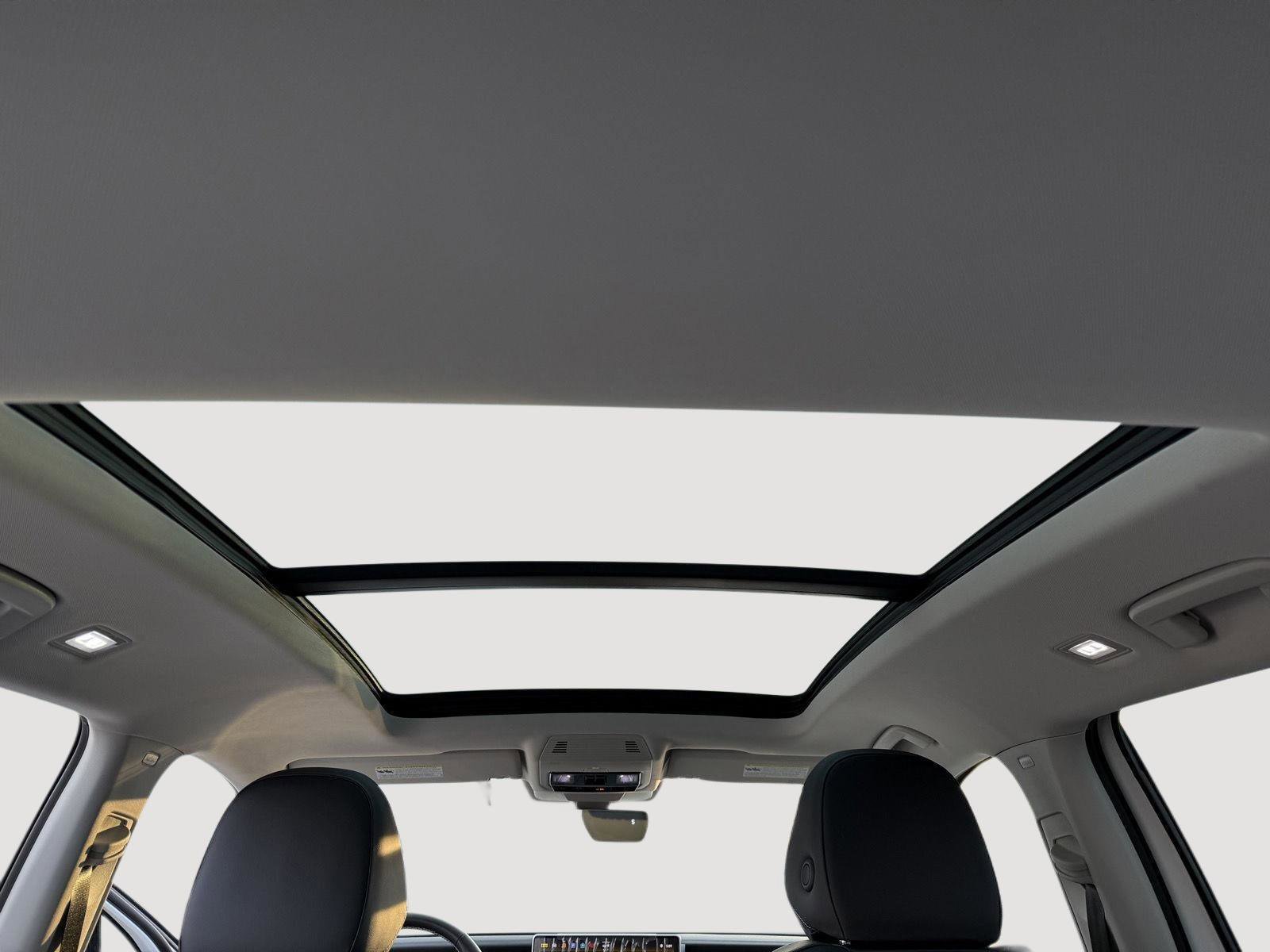 New 2026 Volkswagen Tiguan SE image 13