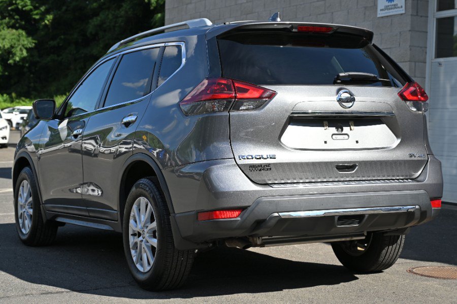 Used 2018 Nissan Rogue SV w/ Premium Package AWD/4WD image 4