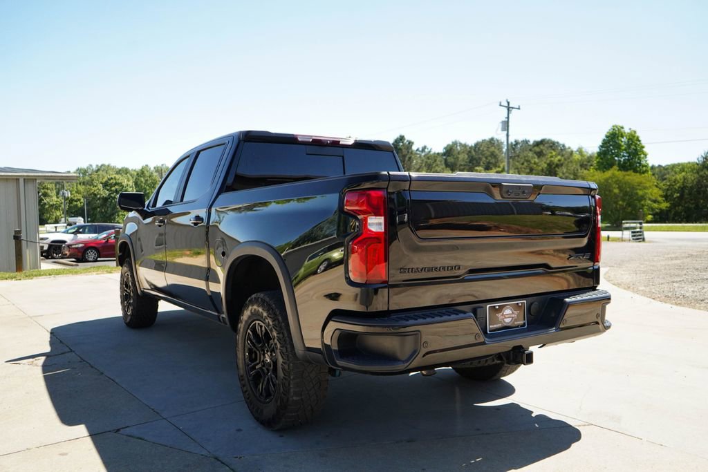Used 2022 Chevrolet Silverado 1500 ZR2 w/ Technology Package AWD/4WD image 4