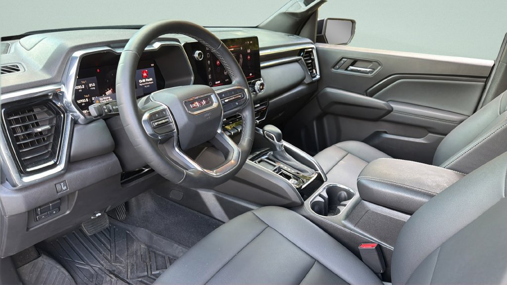 Used 2024 GMC Canyon Elevation w/ Elevation Premium Package RWD image 32