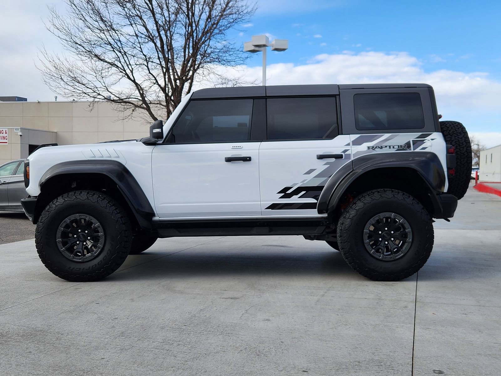 Used 2023 Ford Bronco Raptor image 2
