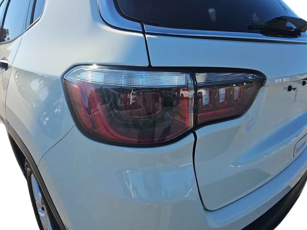 Used 2019 Jeep Compass Sport FWD image 33