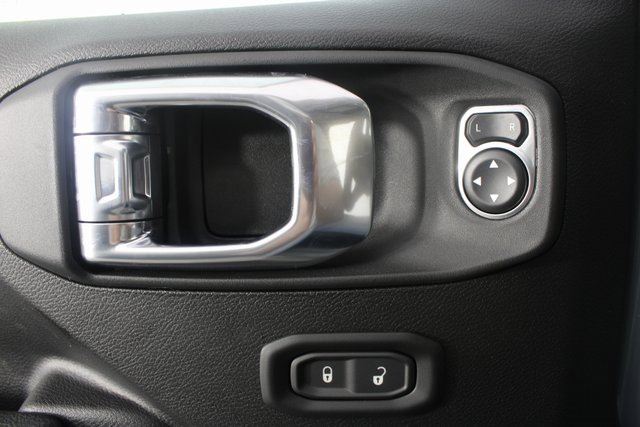 New 2026 Jeep Wrangler Unlimited Rubicon w/ Convenience Group image 14