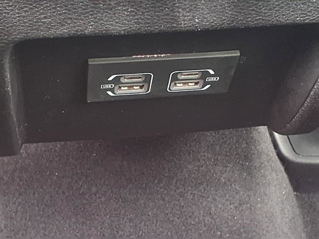 Used 2021 Jeep Cherokee Latitude Plus image 13