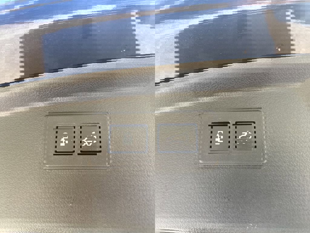 Used 2020 Subaru Outback Premium w/ Popular Package #1 AWD/4WD image 28